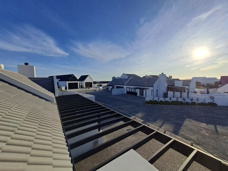 3 Bedroom Property for Sale in Yzerfontein Western Cape